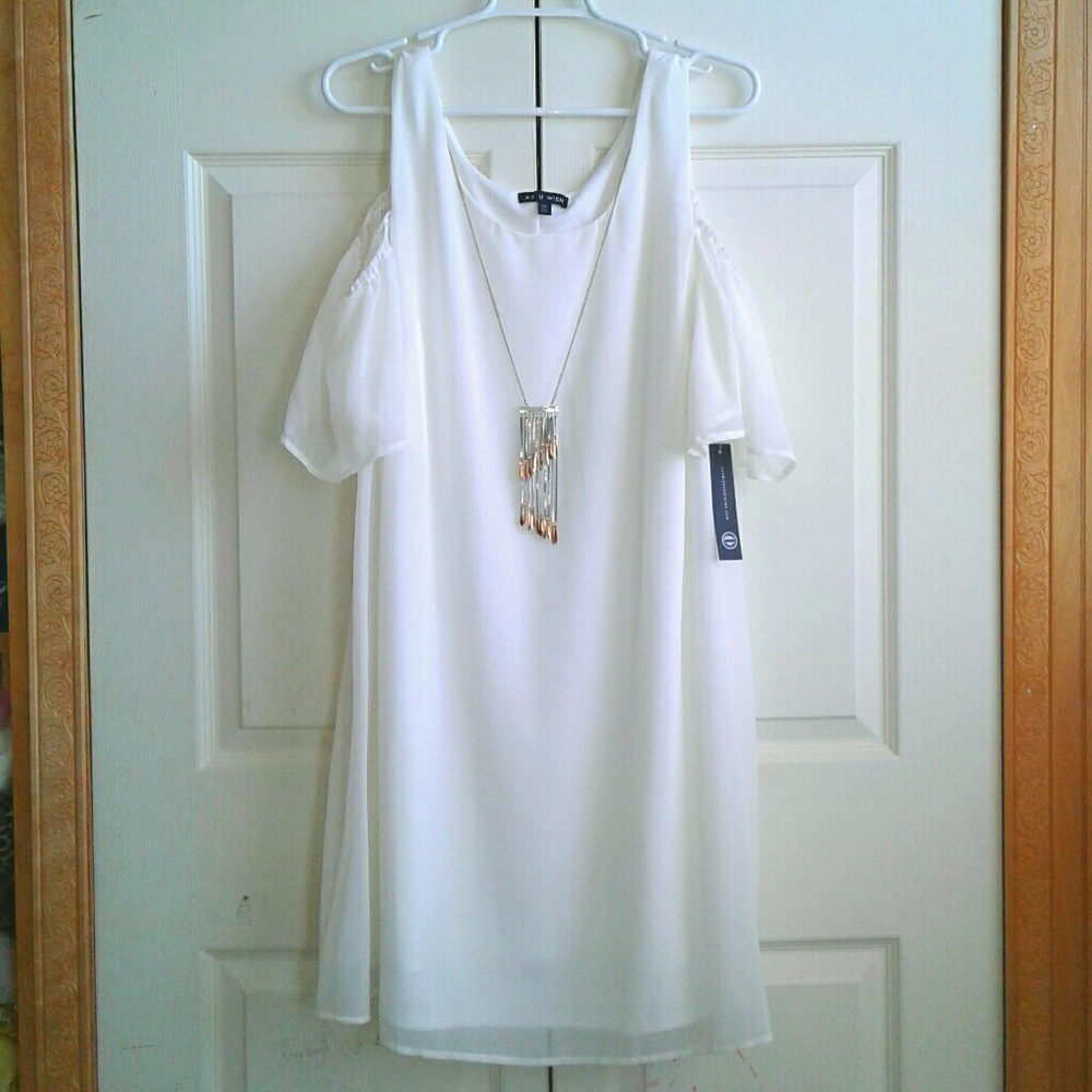 Cold Shoulder Flowy Summer Dress